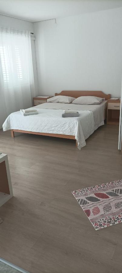 Feel Good Apartment Banjol Bagian luar foto
