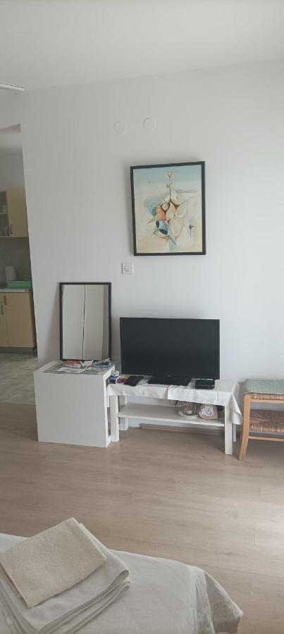 Feel Good Apartment Banjol Bagian luar foto