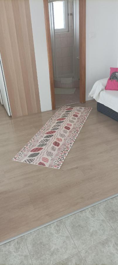 Feel Good Apartment Banjol Bagian luar foto