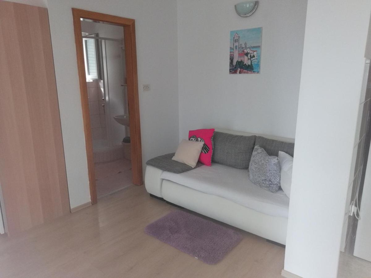 Feel Good Apartment Banjol Bagian luar foto